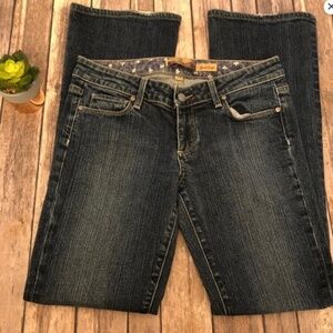 🔥Paige Jeans Laurel Canyon Boot Cut Size 27
